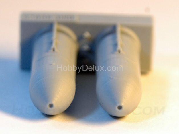 РБК-500 ПТАБ-1, разовая бомбовая кассета калибра 500 кг с противотанковыми кумулятивными боевыми элементами (в комплекте две РБК-500). AMC48025