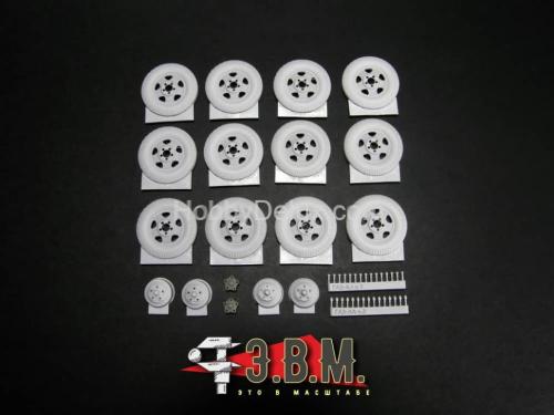 ГАЗ-ААА\БА-3-6-10 колеса "Красный Треугольник" 1/35