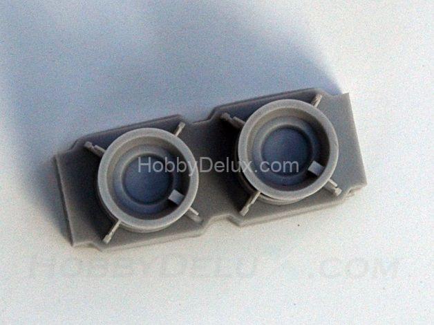 РБК-500 БЕТАБ, разовая бомбовая кассета калибра 500 кг в снаряжении бетонобойными боевыми элементами (в комплекте две РБК-500). AMC48026