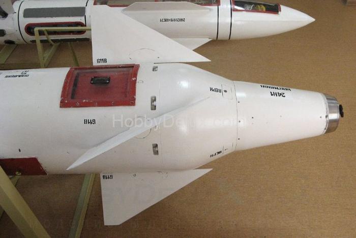 Авиационная управляемая ракета Х-29Л с пусковой АКУ-58-1 AMC72235-1