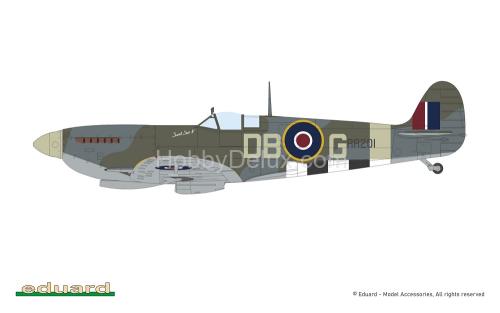 Сборная модель Spitfire Mk.IXe ProfiPACK Edition