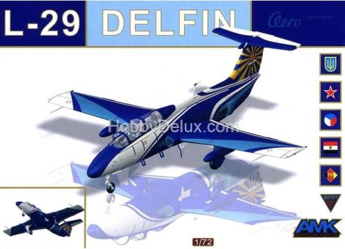 AMK 86001 Самолёт L-29 Delfin